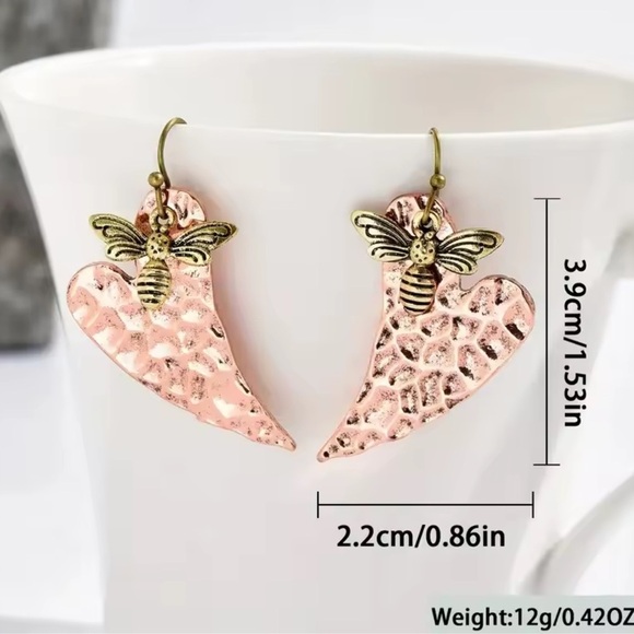 Rustic Copper Heart Earrings with Bronze Bee Charm - Picture 6 of 9